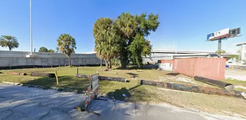702 E Ross Ave, Tampa, FL 33602