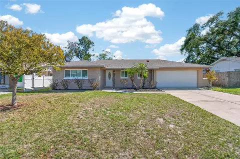 2465 Brentwood Dr, Clearwater, FL 33764