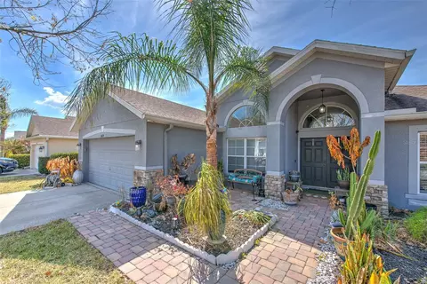 4639 Pointe O Woods Dr, Wesley Chapel, FL 33543