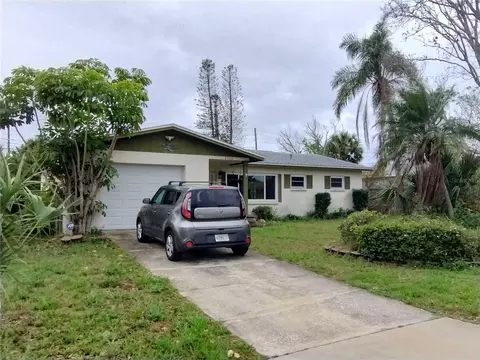 8300 75th Ave, Seminole, FL 33777
