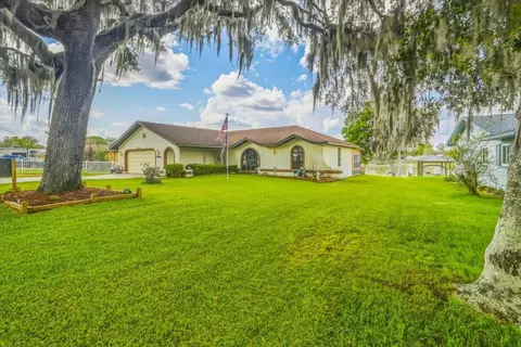9103 E Aqua Vista Dr, Inverness, FL 34450
