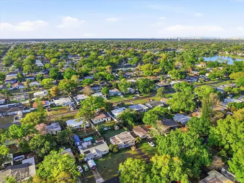 View/Area - 1949 Pinehurst Dr, Clearwater, FL 33763 photo 6 of 8