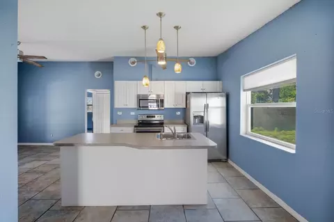 Kitchen - 1949 Pinehurst Dr, Clearwater, FL 33763 photo 5 of 5