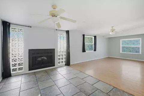 Living - 1949 Pinehurst Dr, Clearwater, FL 33763 photo 5 of 7