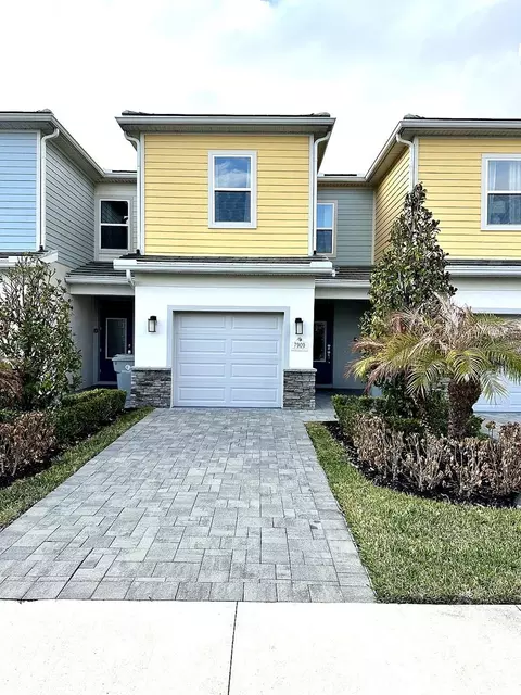 7909 Draw St, Reunion, FL 34747