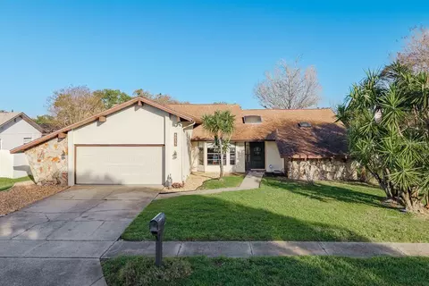 8035 Woodbrook Ct, Hudson, FL 34667