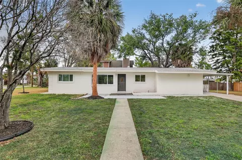 695 Sunset Dr, Tarpon Springs, FL 34689