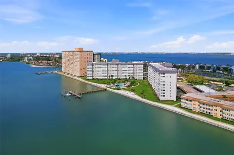 5108 Brittany Dr S #1006, Saint Petersburg, FL 33715