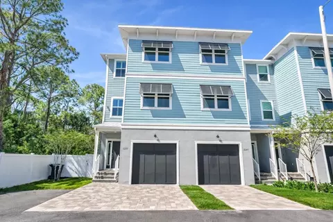 1237 Savona Dr NE, Saint Petersburg, FL 33702