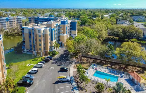 960 Starkey Rd #1502, Largo, FL 33771
