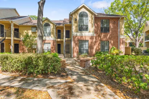 8609 Mallard Reserve Dr #203, Tampa, FL 33614