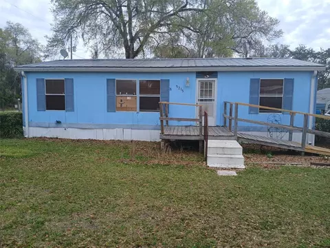 5215 SE 184 Th Ter, Ocklawaha, FL 32179