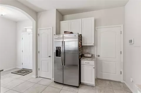 Entry Way - 2212 Broadway View Ave, Brandon, FL 33510 photo 1 of 7