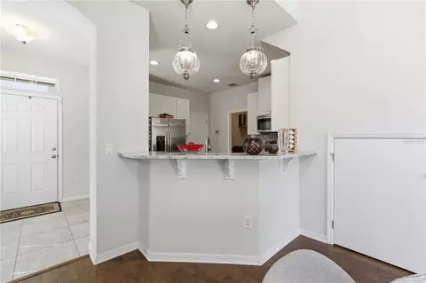 Entry Way - 2212 Broadway View Ave, Brandon, FL 33510 photo 3 of 7