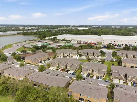 View/Area - 2212 Broadway View Ave, Brandon, FL 33510 photo 5 of 5