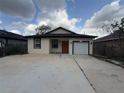 3204 E Mohawk Ave, Tampa, FL 33610