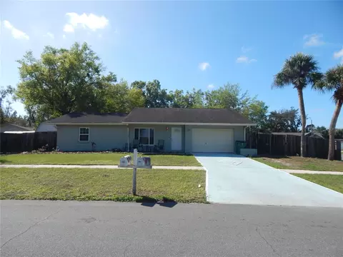 39414 8th Ave, Zephyrhills, FL 33542