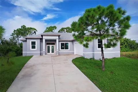 9555 Hallendale Dr, Port Charlotte, FL 33981