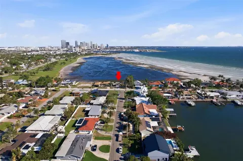 369 22nd Ave SE, Saint Petersburg, FL 33705