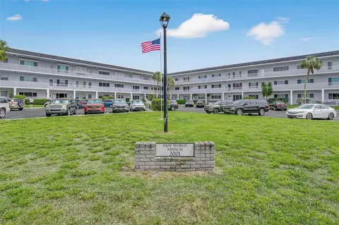 2001 World Parkway Blvd #3, Clearwater, FL 33763