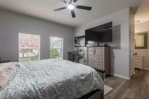 Bedroom - 2814 Maple Brook Loop, Lutz, FL 33558 photo 2 of 3