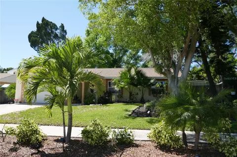 8176 129th St N, Seminole, FL 33776