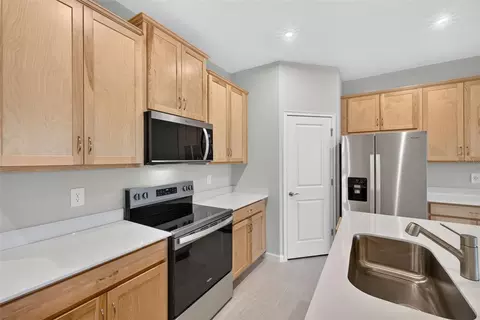 8823 Ginko Run, Parrish, FL 34219 photo 11