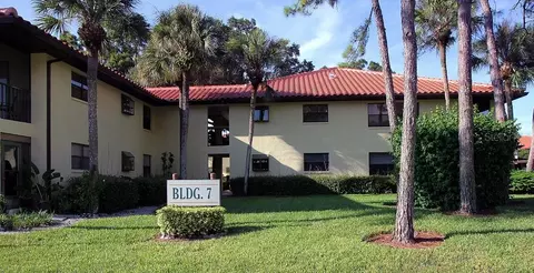 704 Hammock Pine Blvd #704, Clearwater, FL 33761