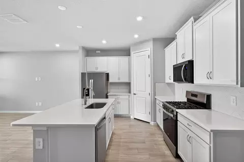 Kitchen - 9243 Aurelia Ave, Parrish, FL 34219 photo 2 of 3