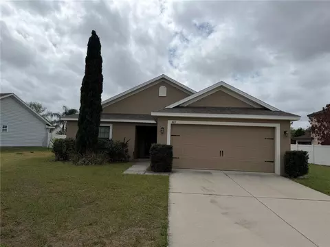 487 Ocho Rios Ave, Tavares, FL 32778