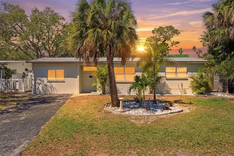 4234 Harrisburg St NE, Saint Petersburg, FL 33703