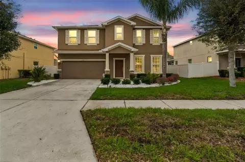 6105 Merrifield Dr, Zephyrhills, FL 33541