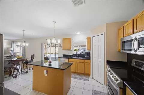 Kitchen - 4517 SE 28th St, Ocala, FL 34480 photo 3 of 3