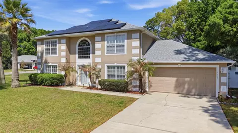 Exterior - 4517 SE 28th St, Ocala, FL 34480 photo 3 of 9