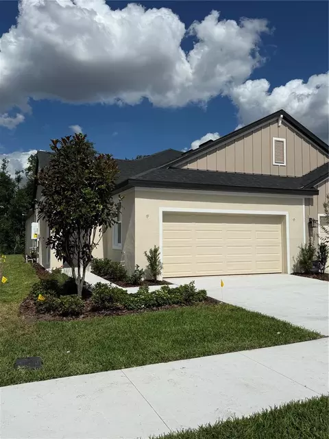 3695 Nandina Cir, Sun City Center, FL 33573
