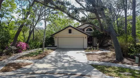 1955 Sandalwood Pl, Clearwater, FL 33760