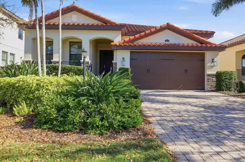 5423 Title Row Dr, Bradenton, FL 34210