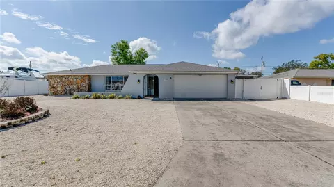 5844 Riddle Rd, Holiday, FL 34690