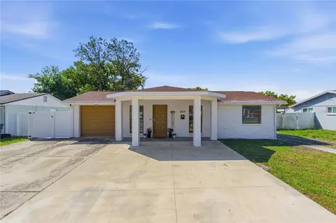 8412 Westridge Dr, Tampa, FL 33615