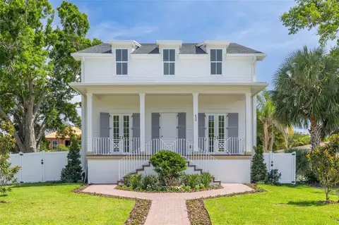 808 39th Ave NE, Saint Petersburg, FL 33703