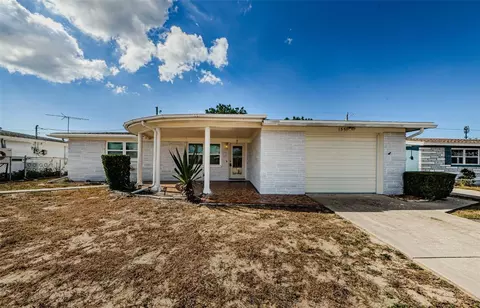 1551 Derrick St, Holiday, FL 34690