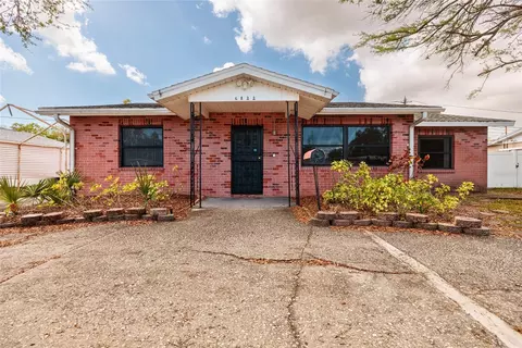 6822 21st St N, Saint Petersburg, FL 33702