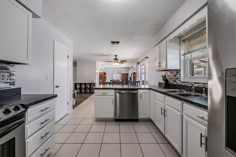 Kitchen - 11224 Sheffield Rd, Spring Hill, FL 34608 photo 2 of 4