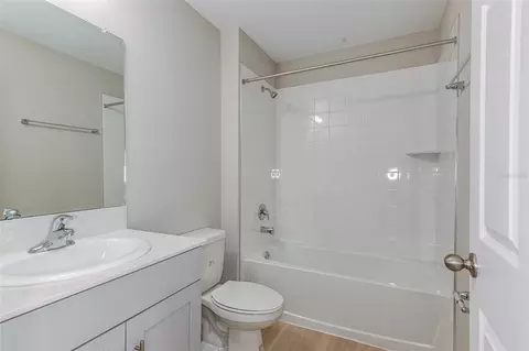 Bath - 15250 Maude Landing Loop, Wimauma, FL 33598 photo 3 of 3