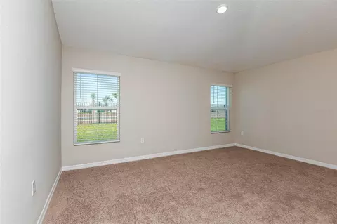 Bedroom - 15250 Maude Landing Loop, Wimauma, FL 33598 photo 4 of 5