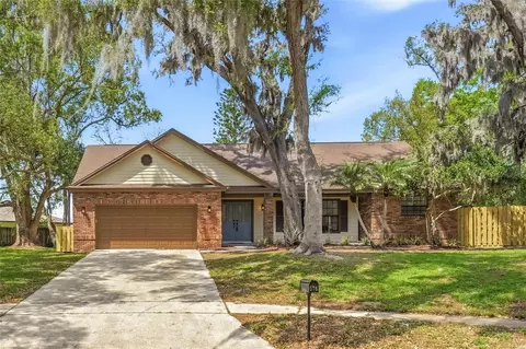 576 Channel Ct, Palm Harbor, FL 34684