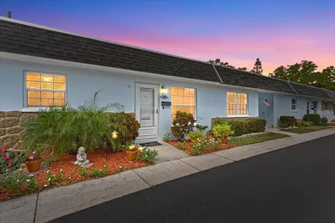 266 Sky Loch Dr W, Dunedin, FL 34698