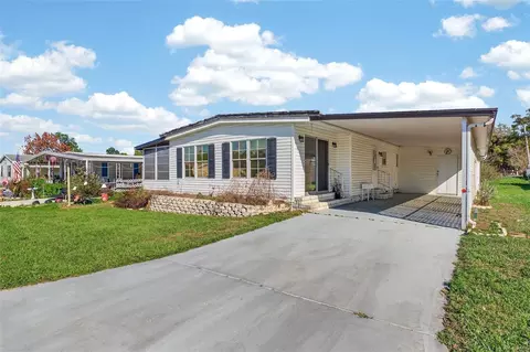 39213 Flora Ave, Zephyrhills, FL 33542