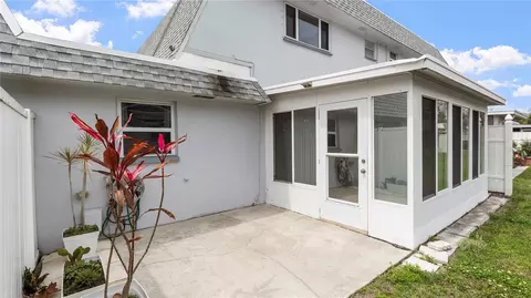 Exterior - 903 Cara Dr #903, Largo, FL 33771 photo 3 of 5