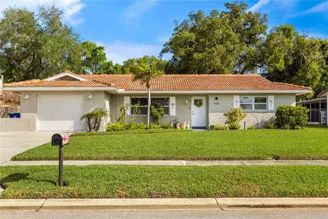 11781 68th Ave, Seminole, FL 33772